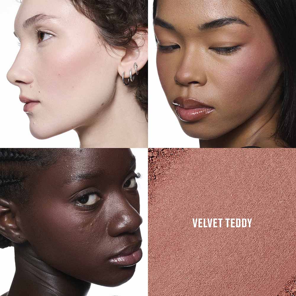 M&middot;A&middot;C SKINFINISH COLOURSTRUCK BLUSH (RUBOR EN POLVO)